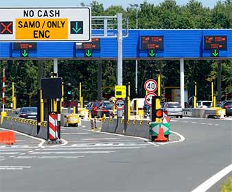 Arrival by car in Okrug - Toll charges