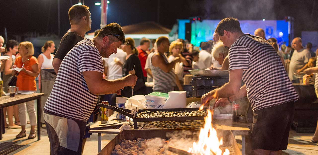 Ribarska noć - Sommerabende in Okrug